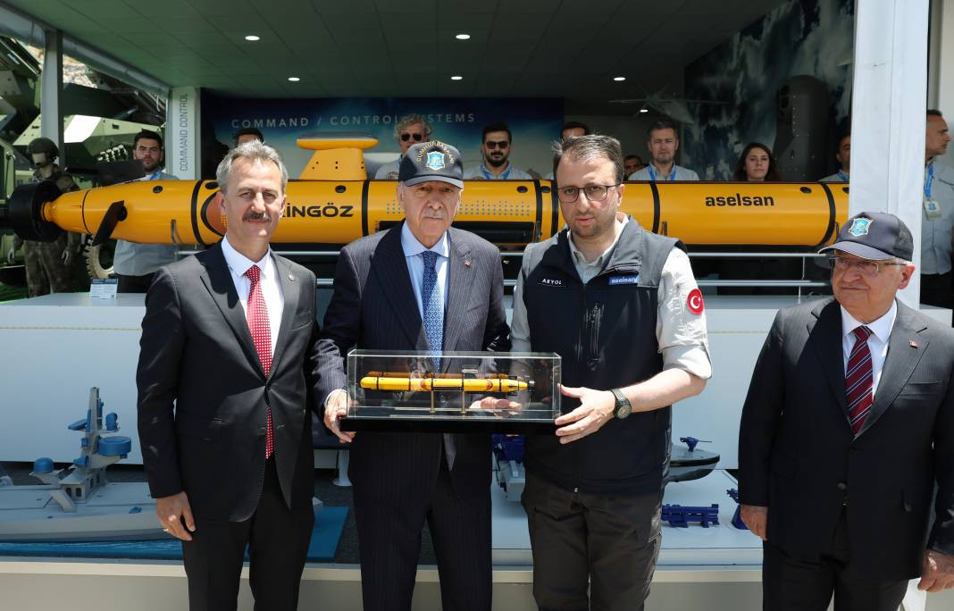 Erdoğan Savunma Sanayii Fuarı'nı gezdi - Resim: 18